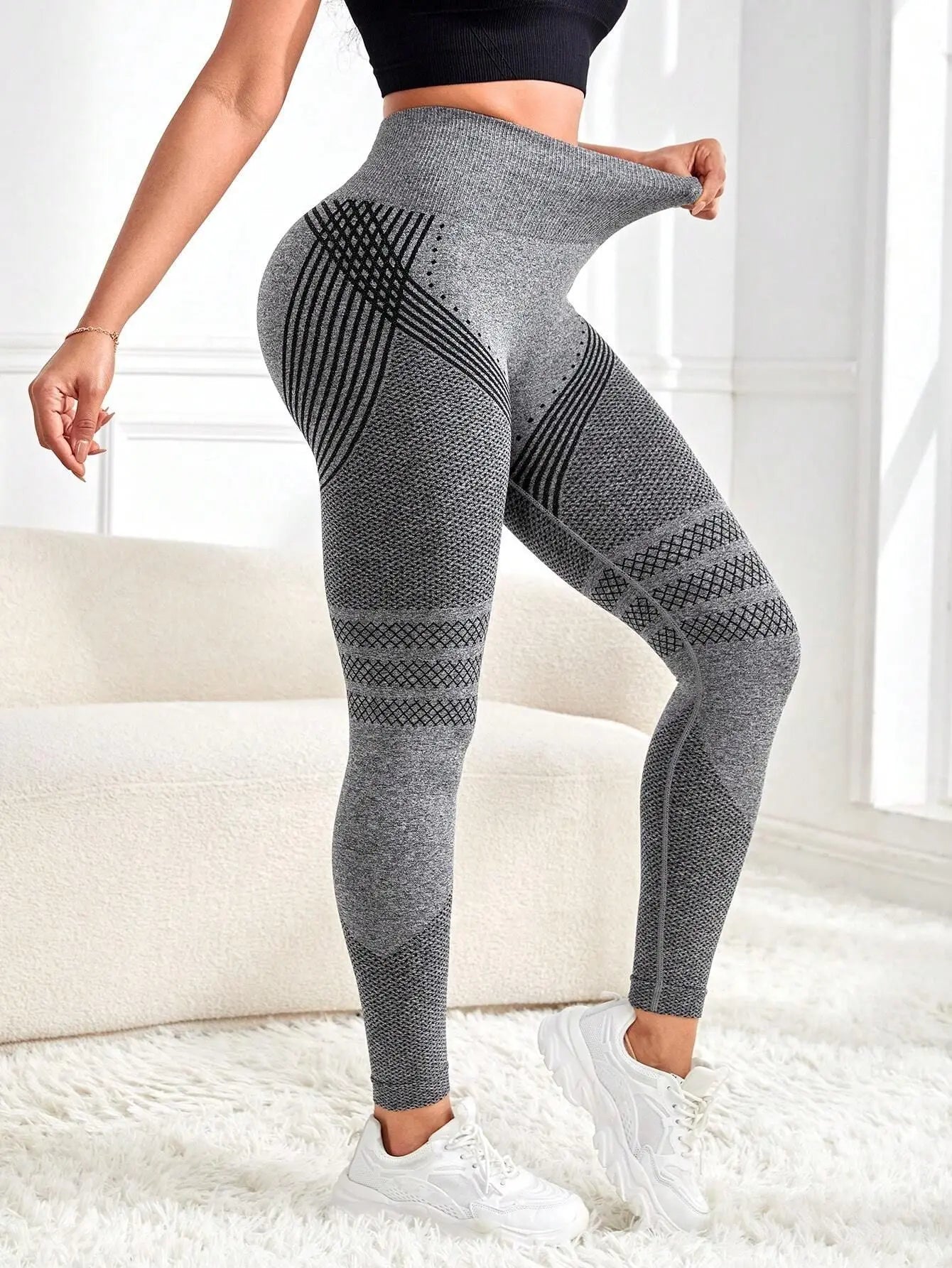 Knit Seamless Leggings Women Elastic High Waist Tights Gym Trainning Running Hip Lift Quick Drying and Breathable Yoga Pants