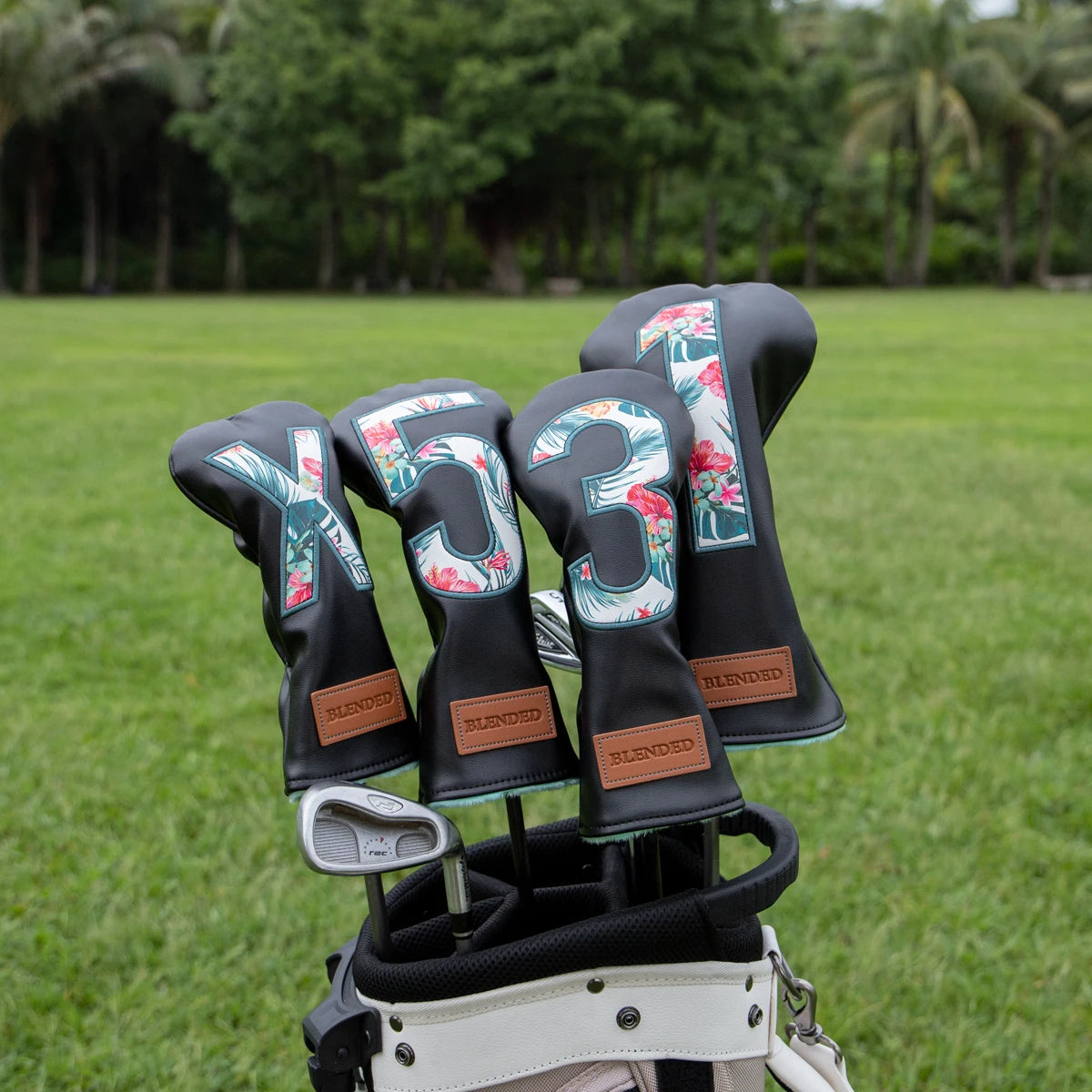Black Leather Golf Headcovers Summer Fashion Head Cover High Qaulity Driver Wood Cover Set White Premium Leather Driver Fairway